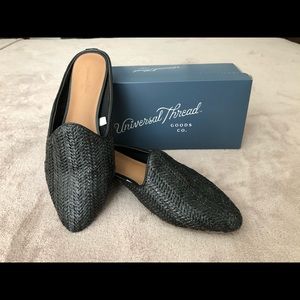 Universal Thread Violet Mules - Black Size 7